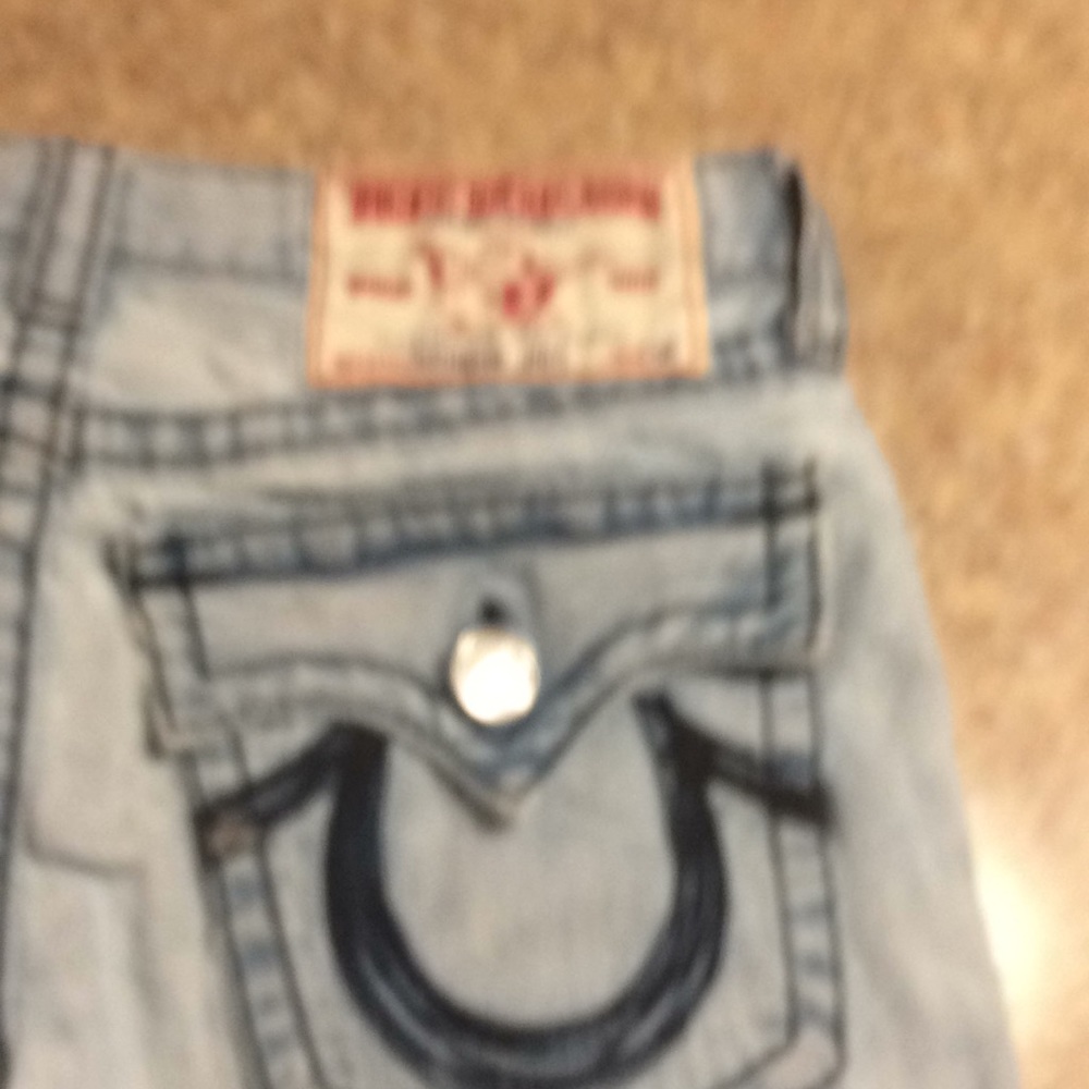 True Religion cutoff jean shorts - Picture 4 of 4